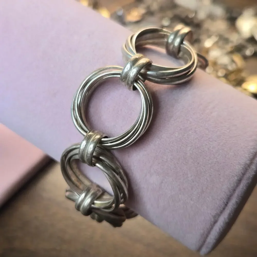 Silpada Multi-Circle Toggle Clasp Sterling Silver Bracelet (Style B1235)
